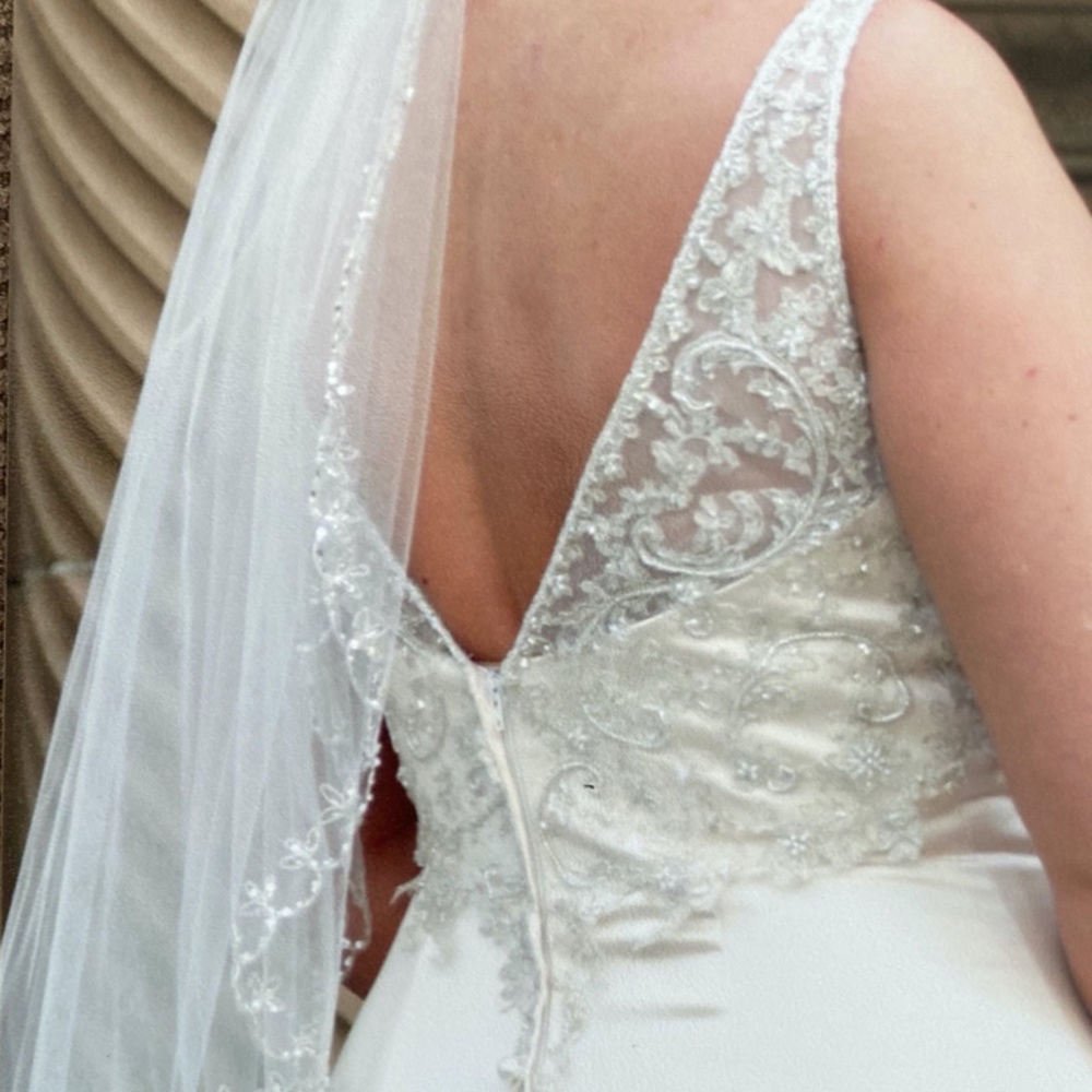 Wedding, Off-White Satin w/ Lace Inlay - Picture 6 of 8